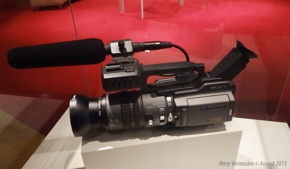De Sony-camera die Jules Naudet gebruikte tijdens 9/11. Foto: © Perry Vermeulen 