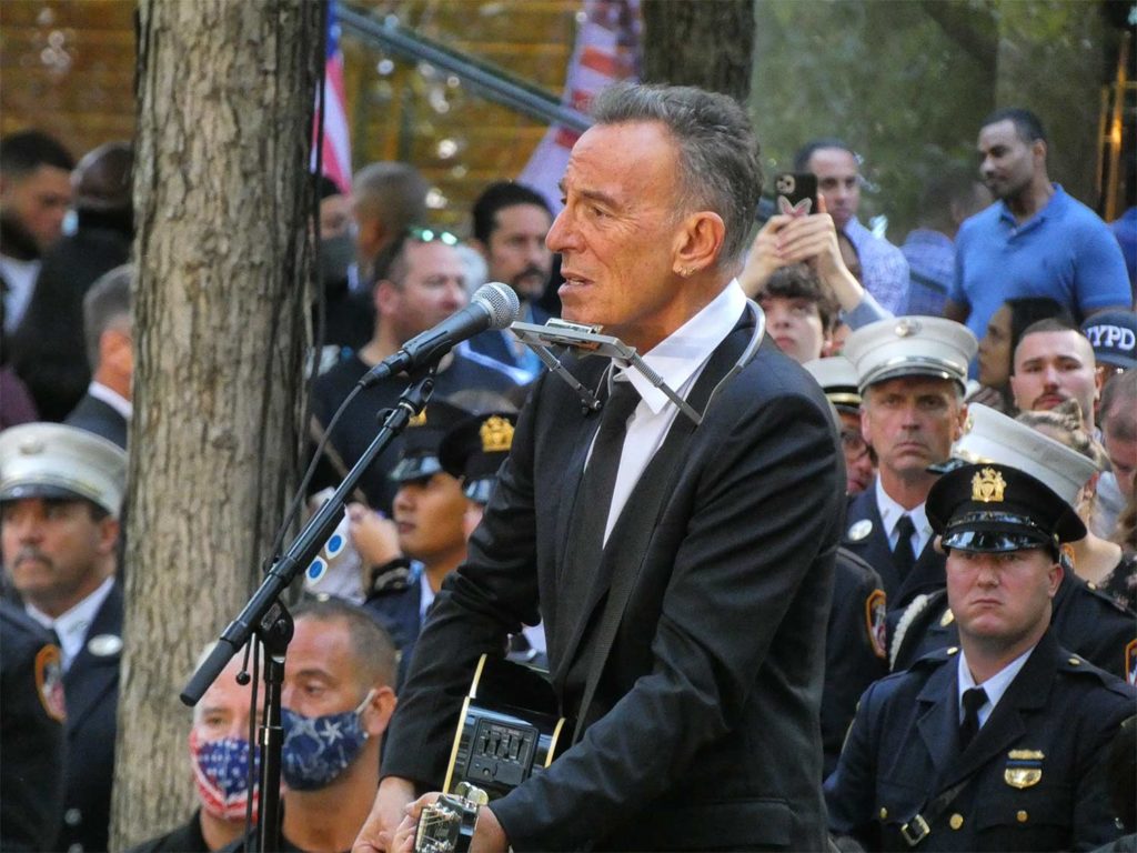 Eerbetoon van Bruce Springsteen tijdens een 9/11 herdenking