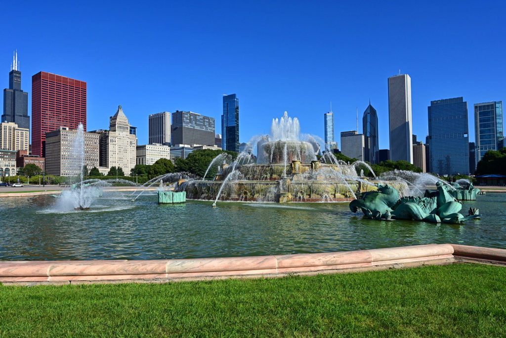 grant-park-buckingham-fountain