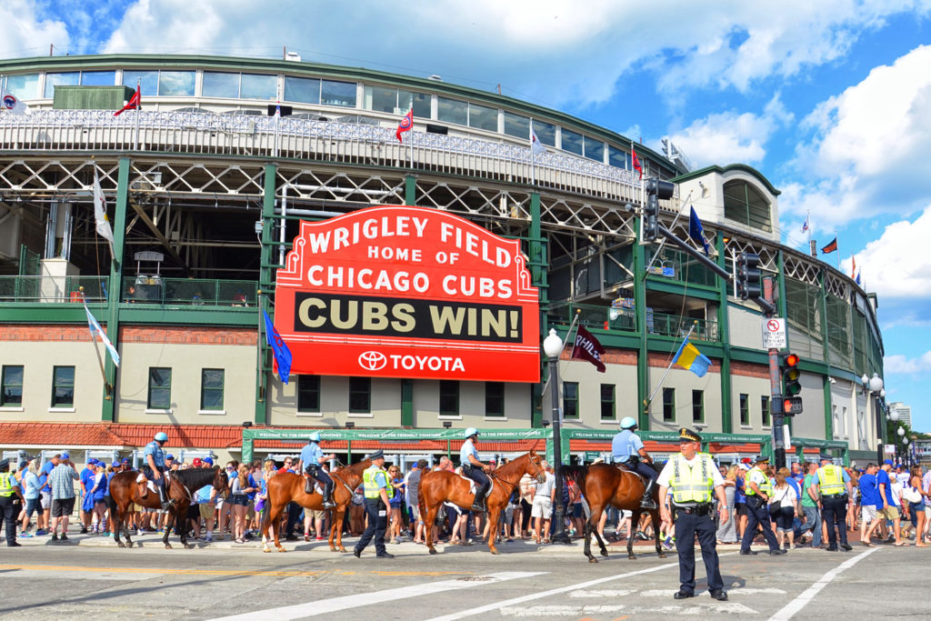 wrigley-field-cubs-chicago