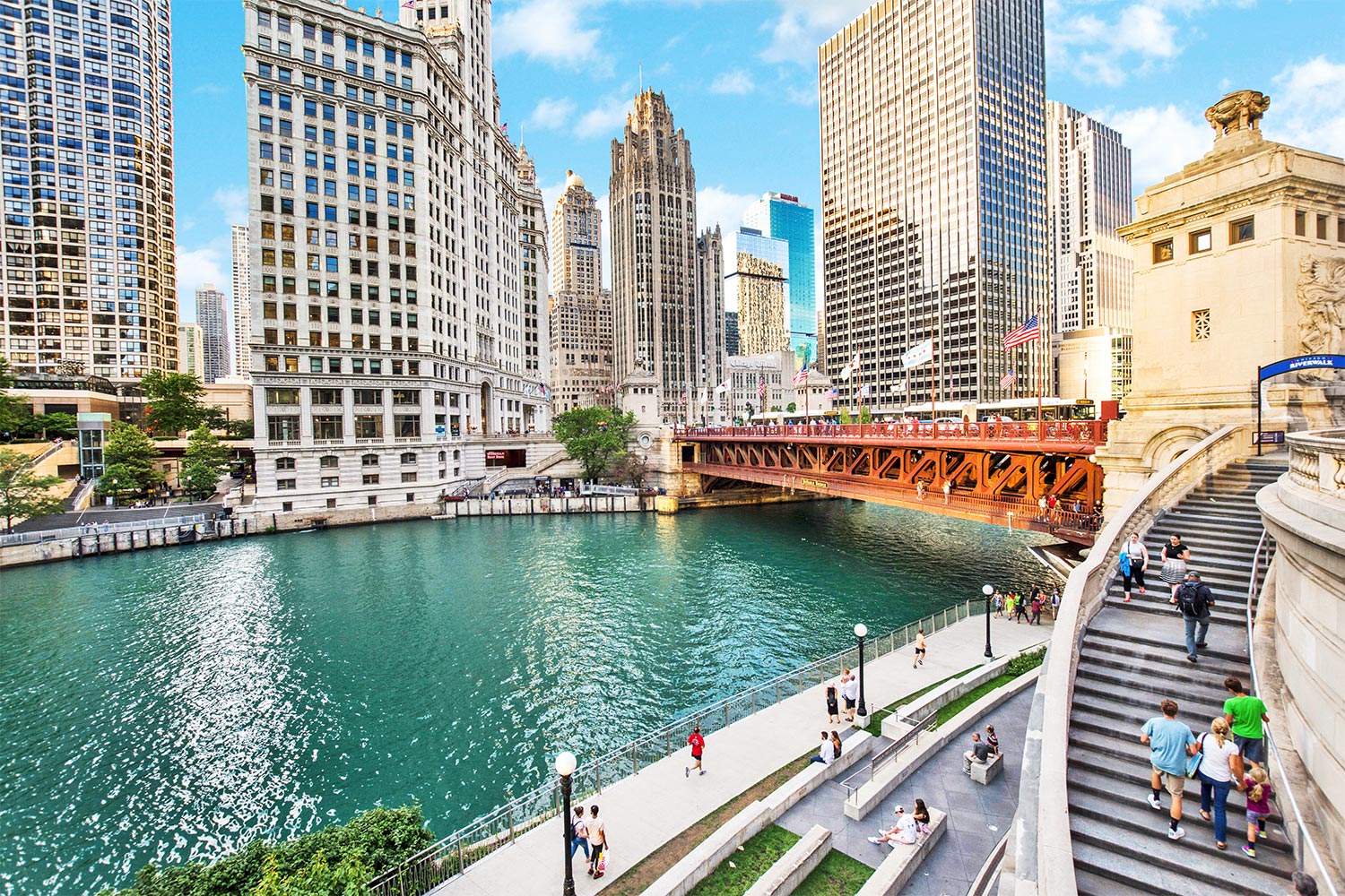 De Chicago Riverwalk promenade