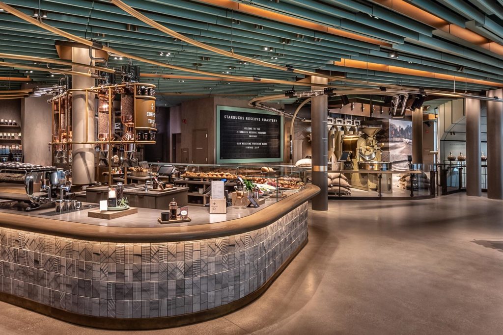De koffiebranderij van Starbucks Reserve Roastery in Chicago