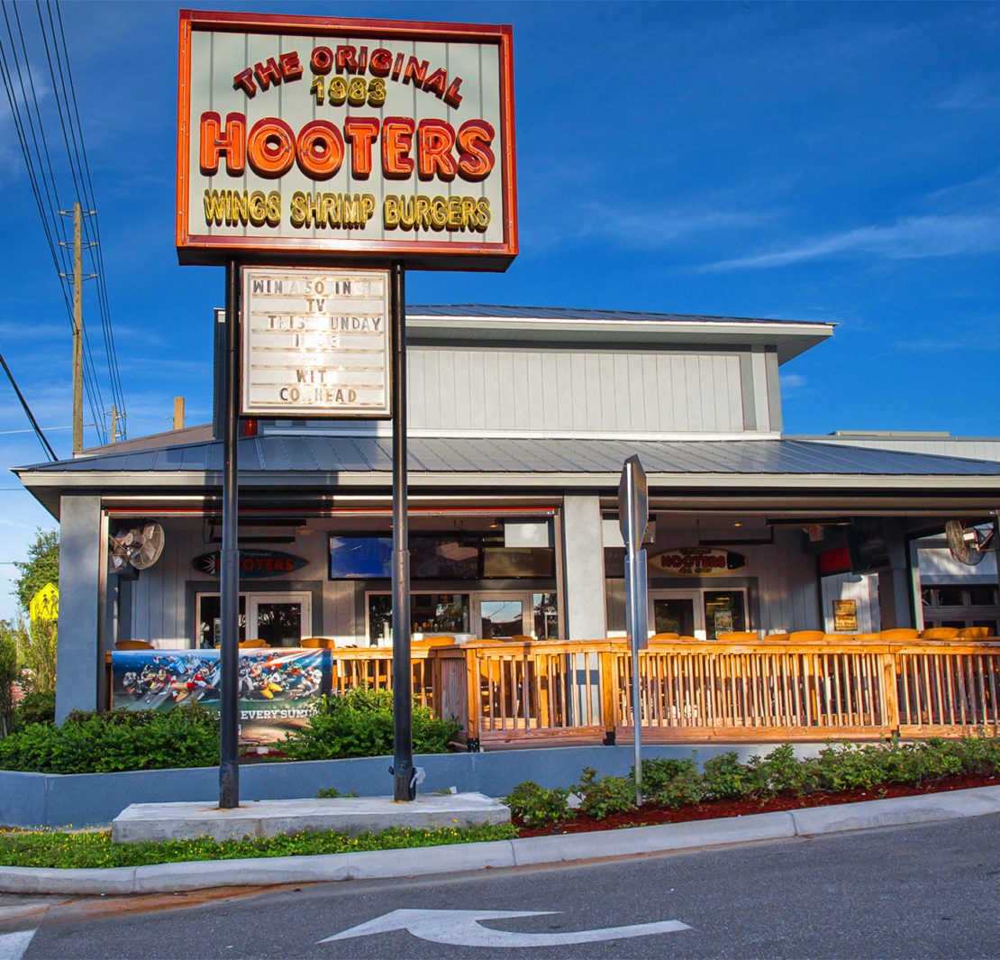 De eerste Hooters vestiging in Clearwater, Florida