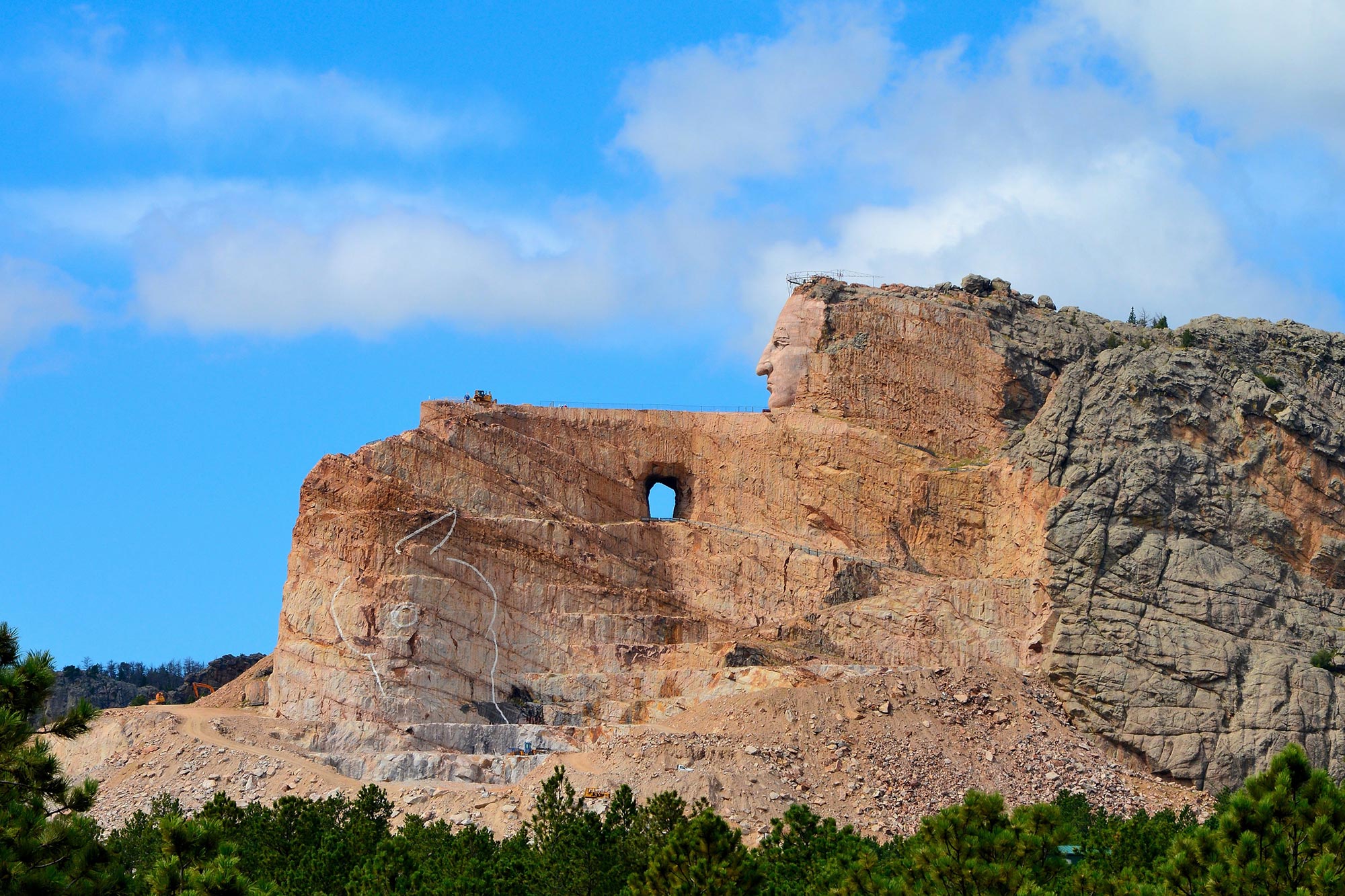 crazy-horse-memorial Mount Rushmore