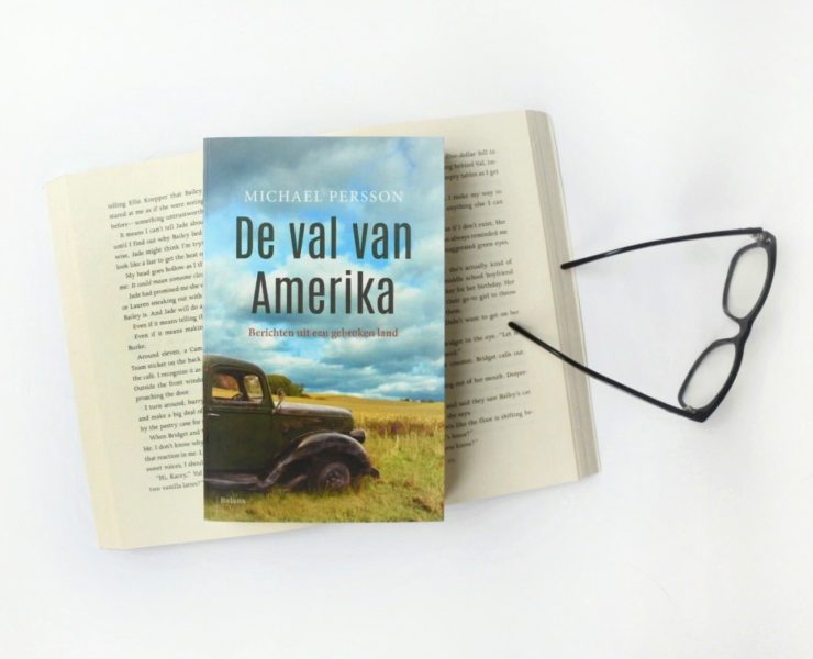Het boek 'De val van Amerika' van Michael Persson