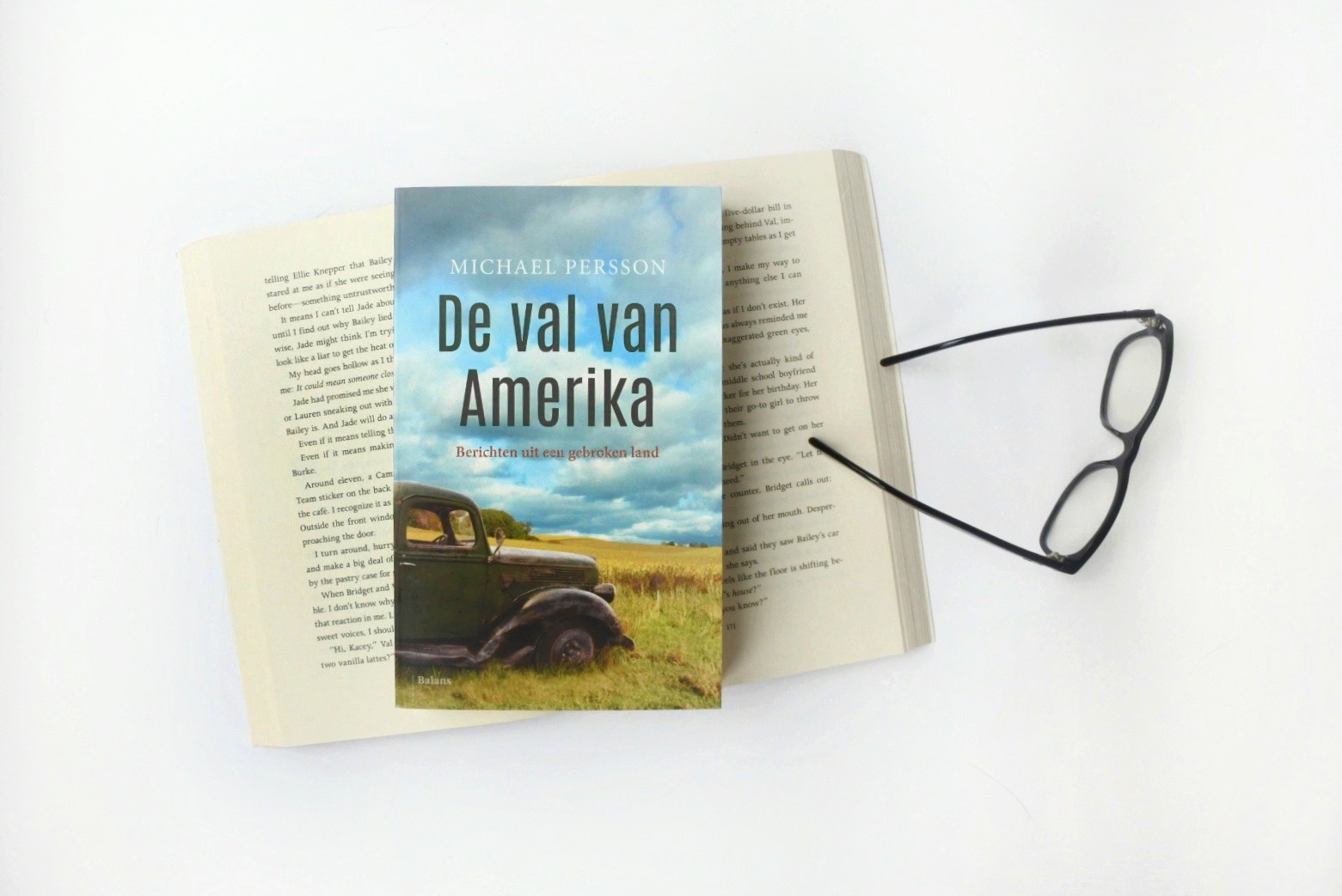 Het boek 'De val van Amerika' van Michael Persson