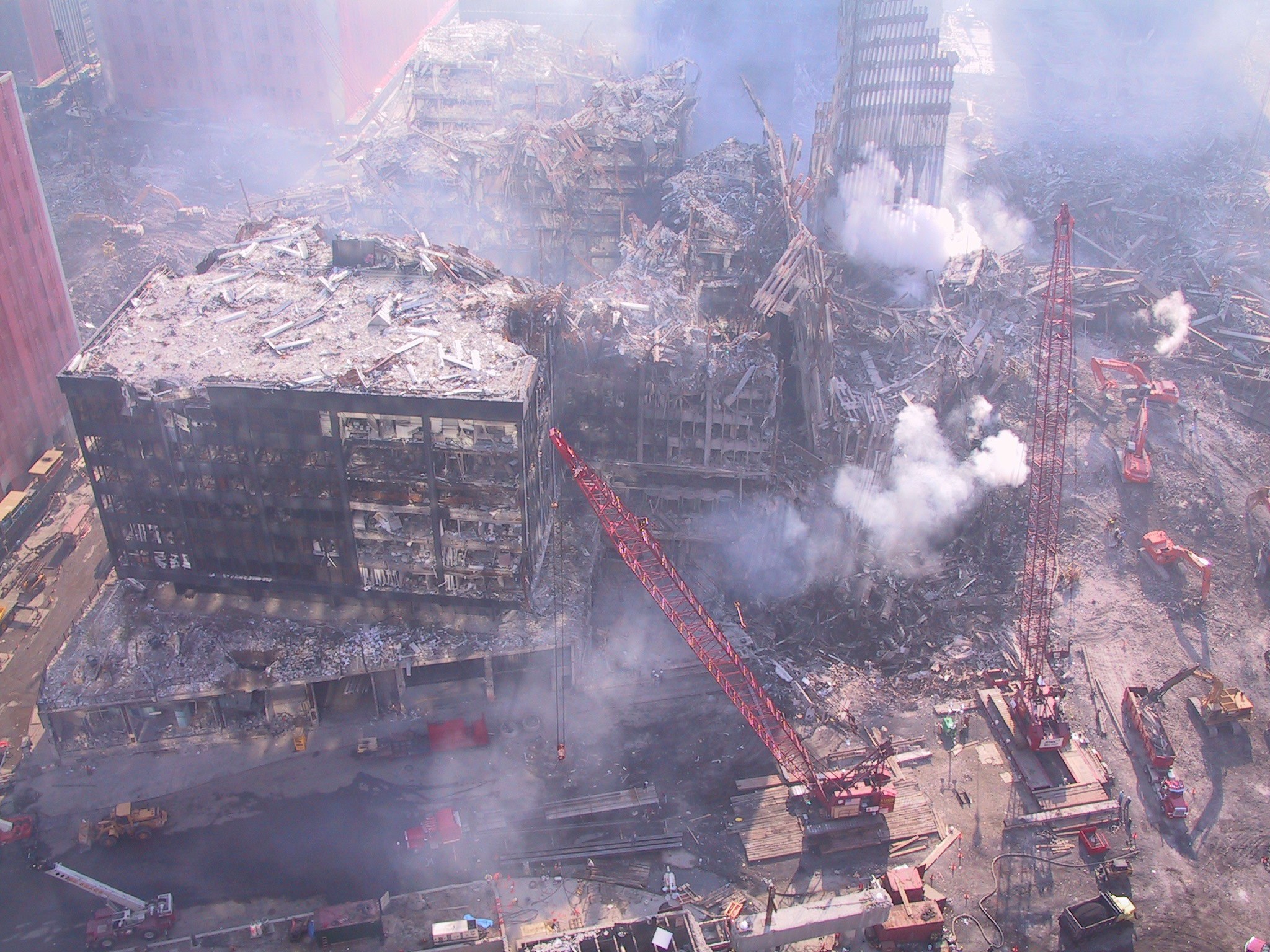 De opruimwerken na de aanslagen van 9/11 op het WTC in New York. Foto's: © John Stewart