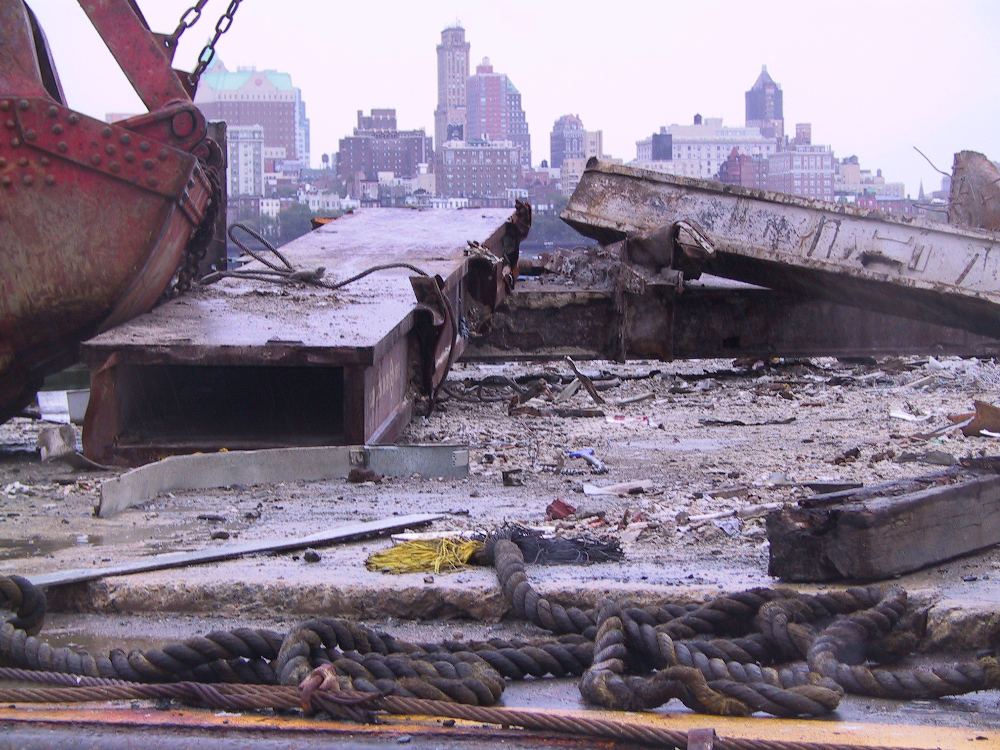 De opruimwerken na de aanslagen van 9/11 op het WTC in New York. Foto's: © John Stewart