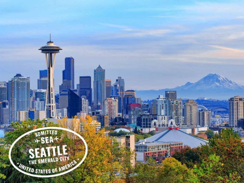 Space Needle en Mount Rainier in Seattle