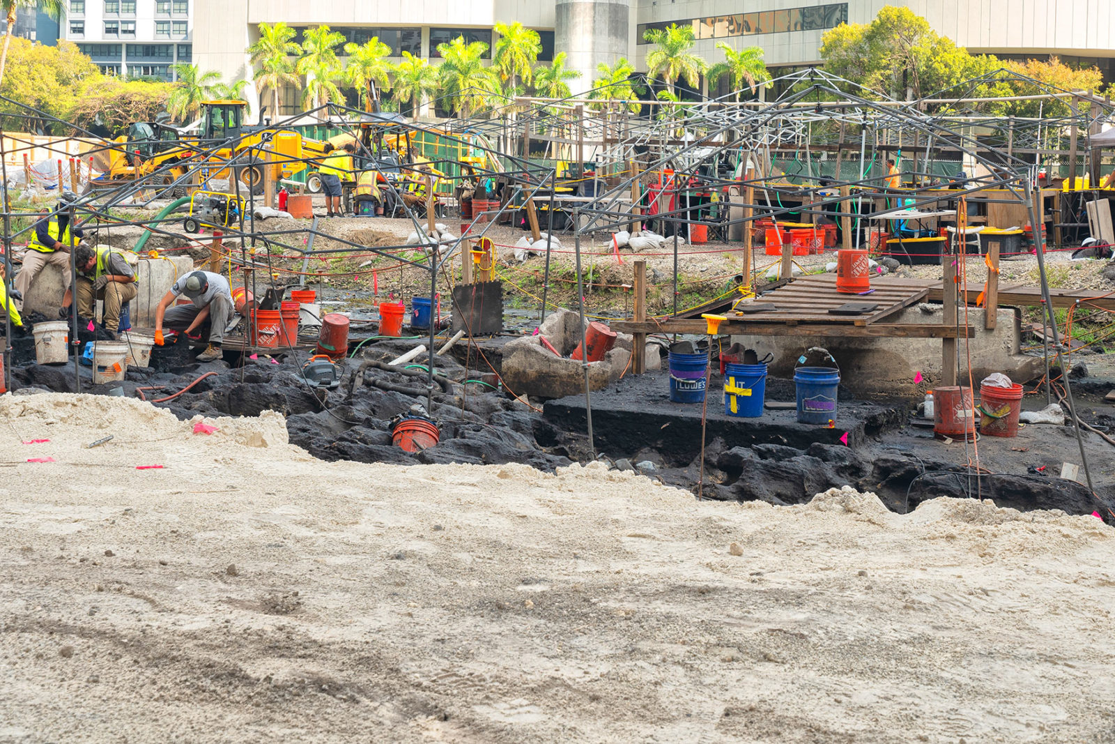 Tijdens graafwerkzaamheden werd een archeologische ontdekking gedaan in de wijk Brickell in Miami