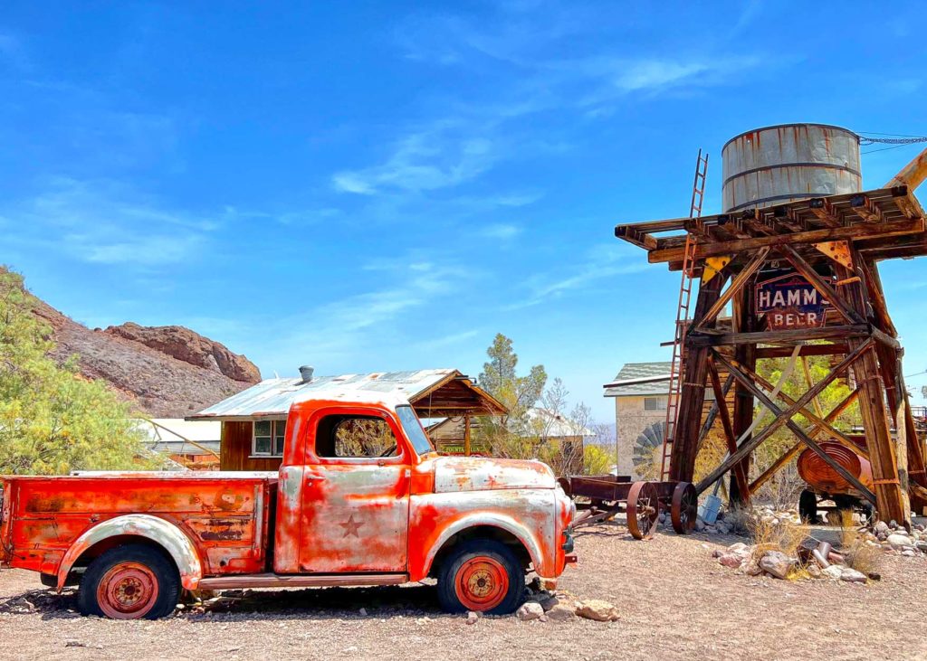 Het spookstadje of ook wel de ghost town Nelson, in the middle of nowhere in de staat Nevada