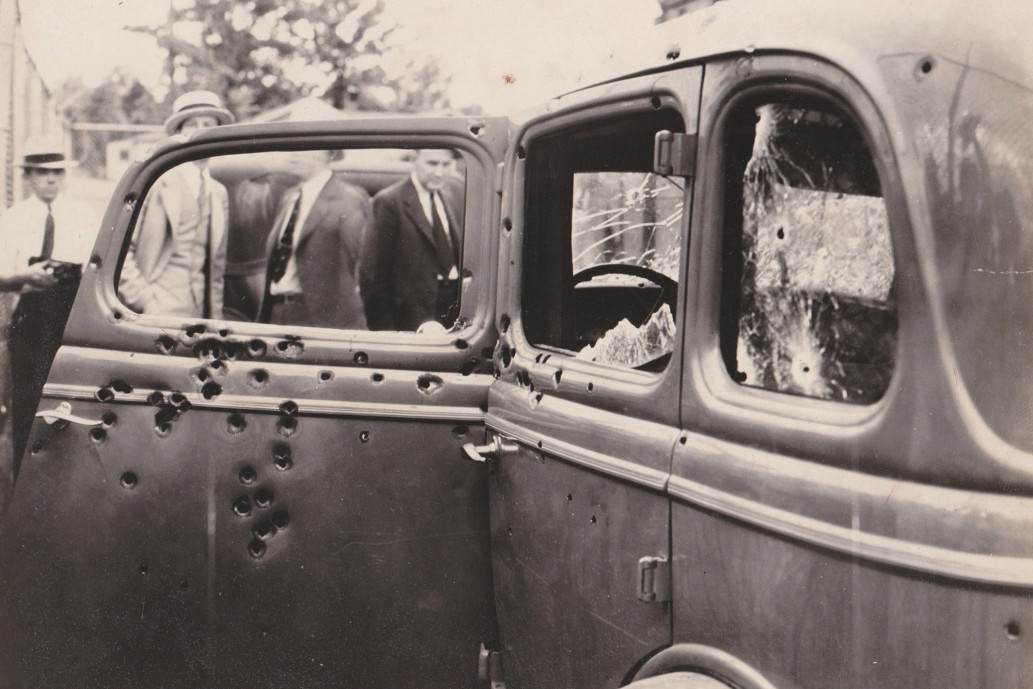 Kogelgaten auto Bonnie & Clyde