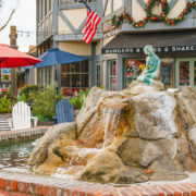 Kleine zeemeermin in Solvang in Californie