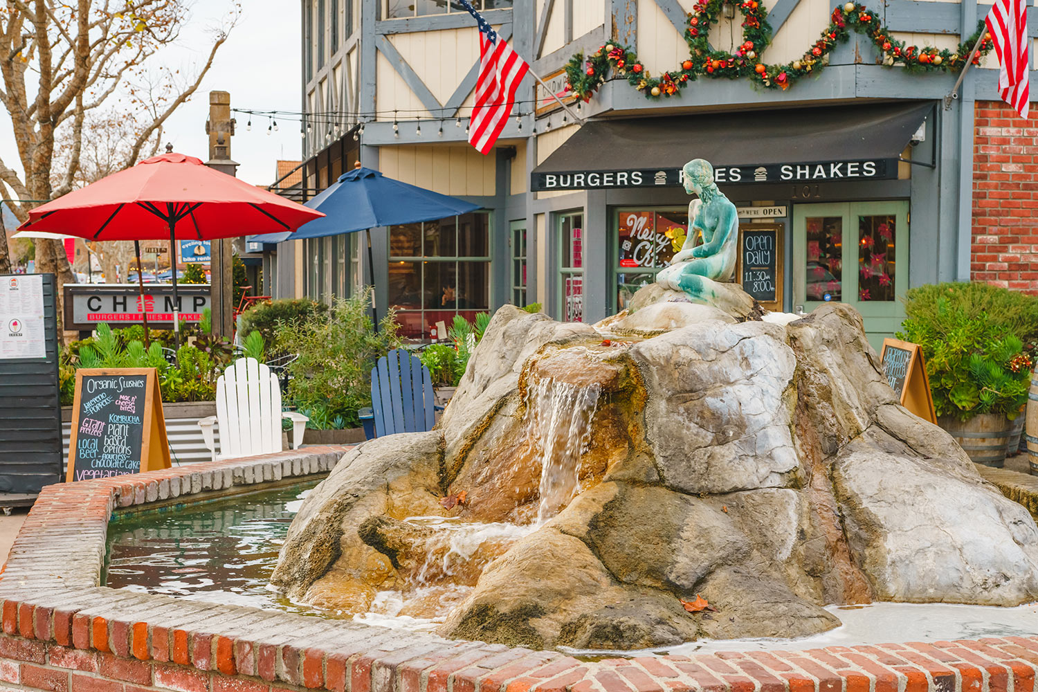 Kleine zeemeermin in Solvang in Californie