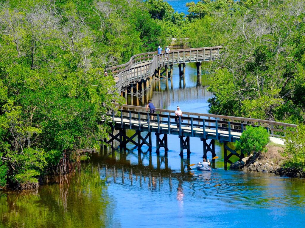 De Robinson Preserve Boardwalk in Bradenton De Robinson Preserve Boardwalk in Bradenton