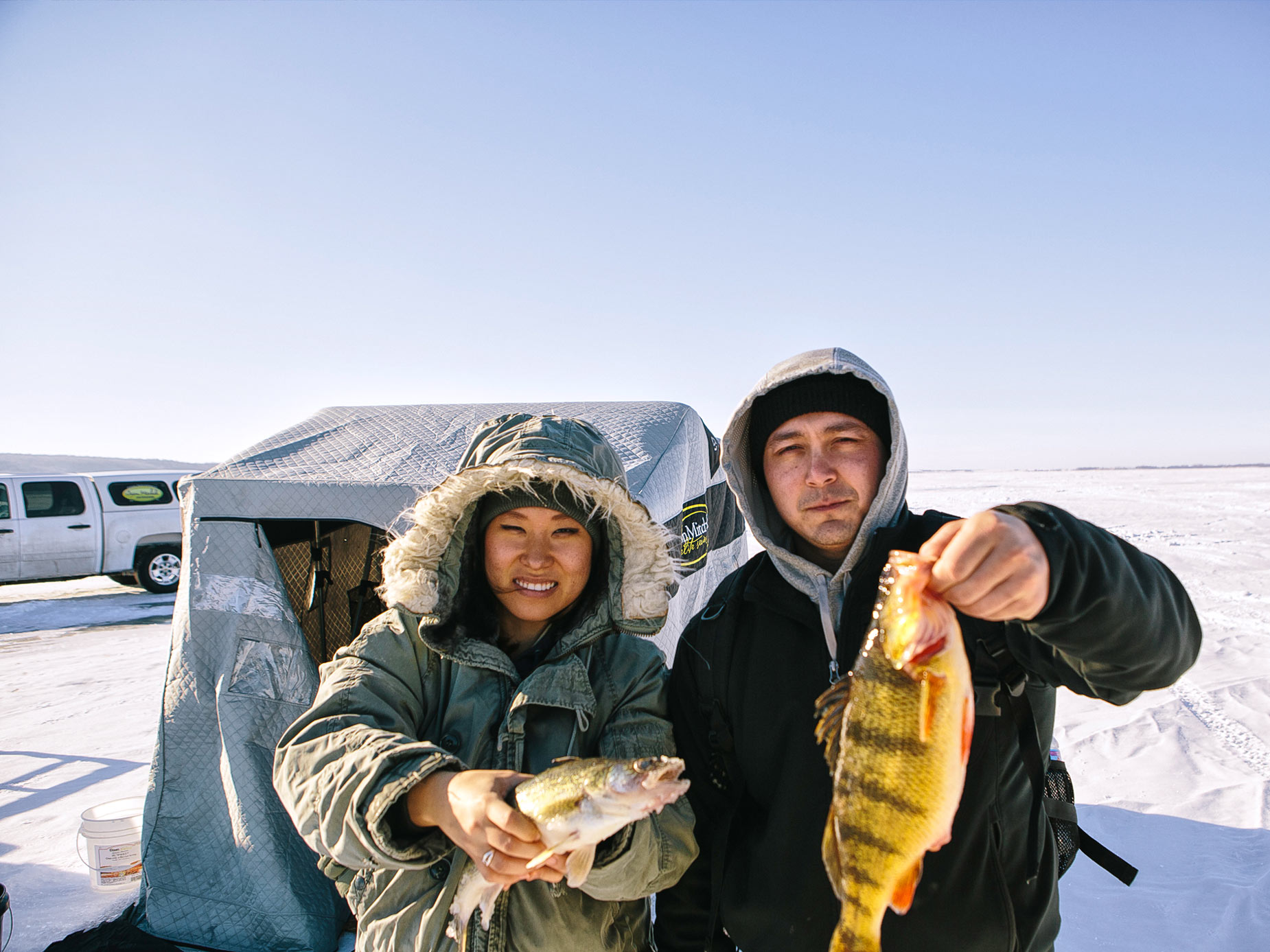 IJsvissen op Devils Lake in de staat North Dakota
