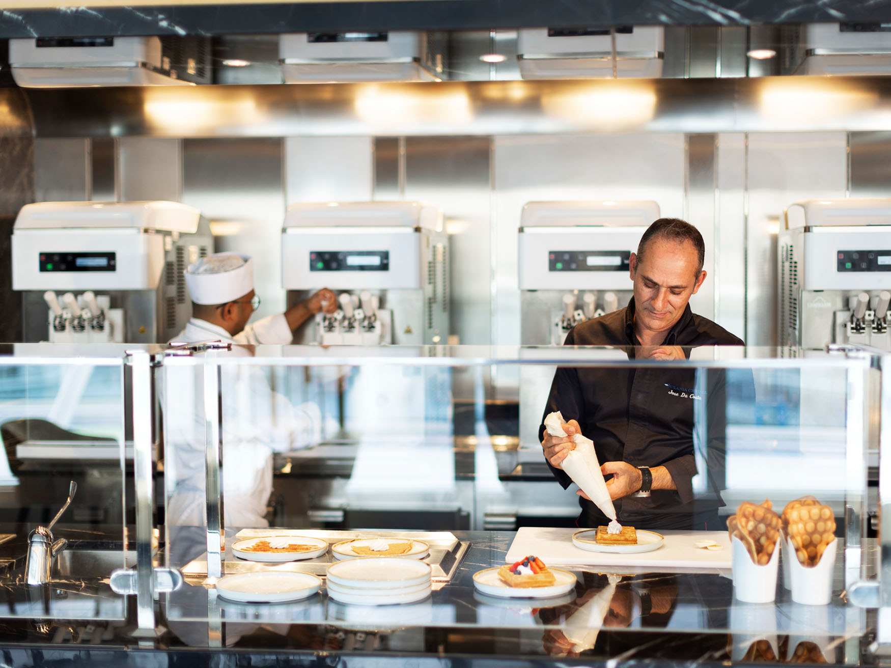 The Crêperie aan boord van de Oceania Allura The Crêperie aan boord van de Oceania Allura