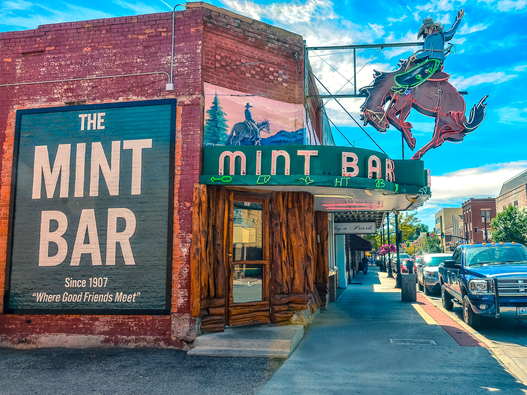 De Mint Bar is de oudste nog bestaande bar van Sheridan De Mint Bar is de oudste nog bestaande bar van Sheridan