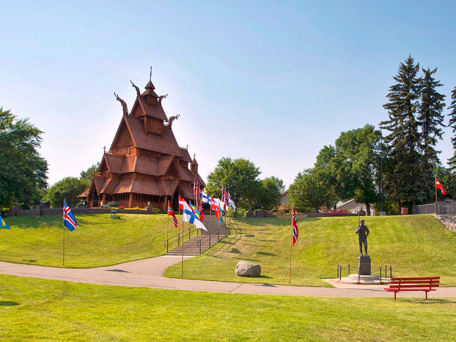 Een identieke replica van een de Gol Stave-kerk in Minot, North Dakota Een identieke replica van een de Gol Stave-kerk in Minot, North Dakota