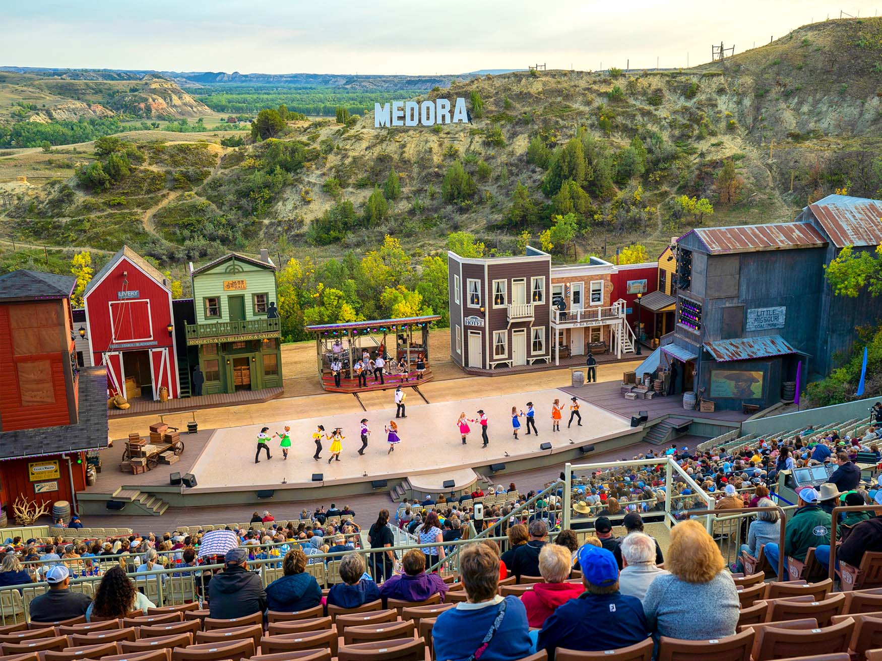 The Medora Musical is de "Greatest Show" in de Great American West The Medora Musical is de "Greatest Show" in de Great American West