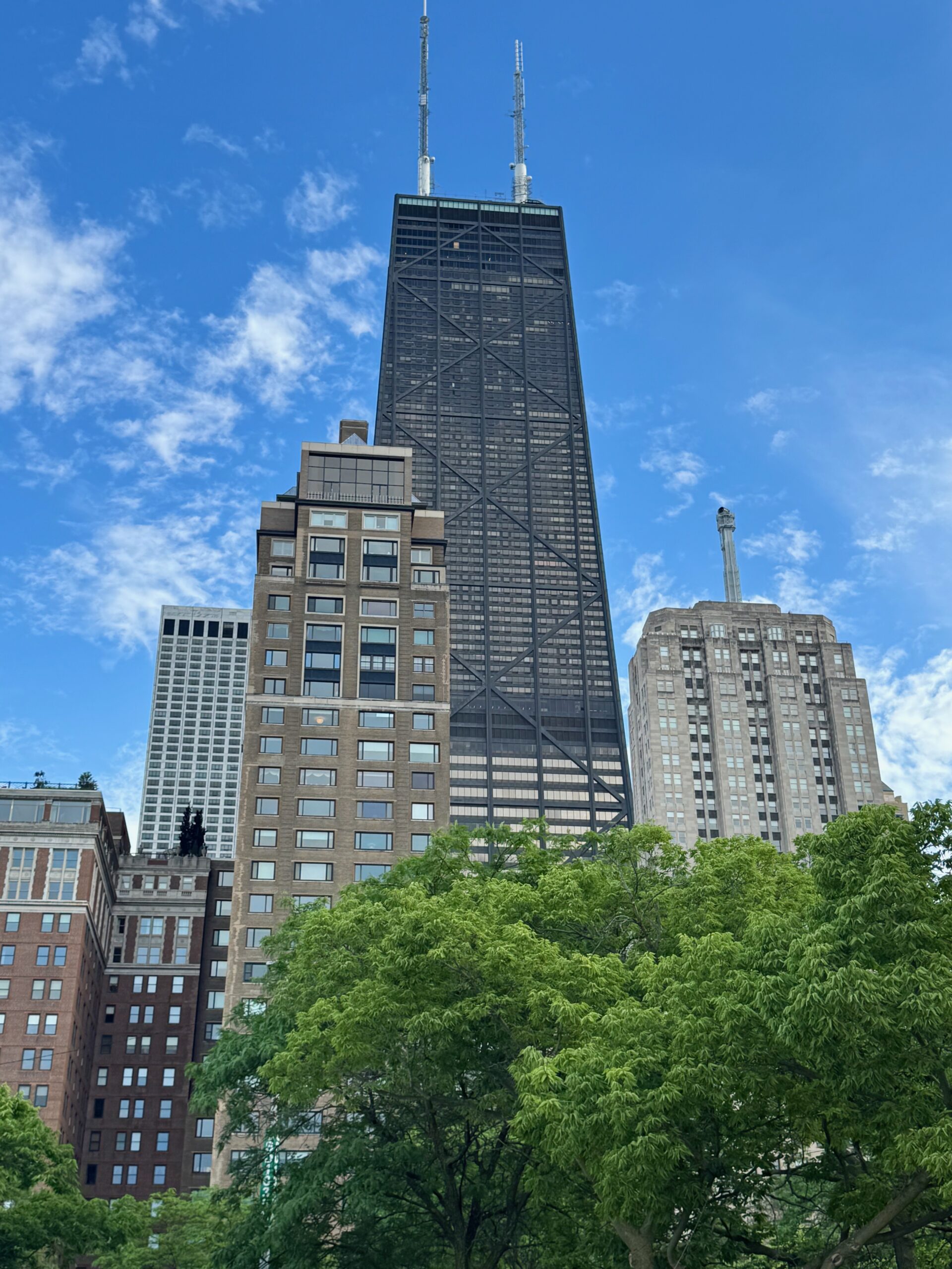 875 North Michigan Avenue wolkenkrabber in Chicago, ook bekend als de John Hancock Tower 875 North Michigan Avenue wolkenkrabber in Chicago, ook bekend als de John Hancock Tower