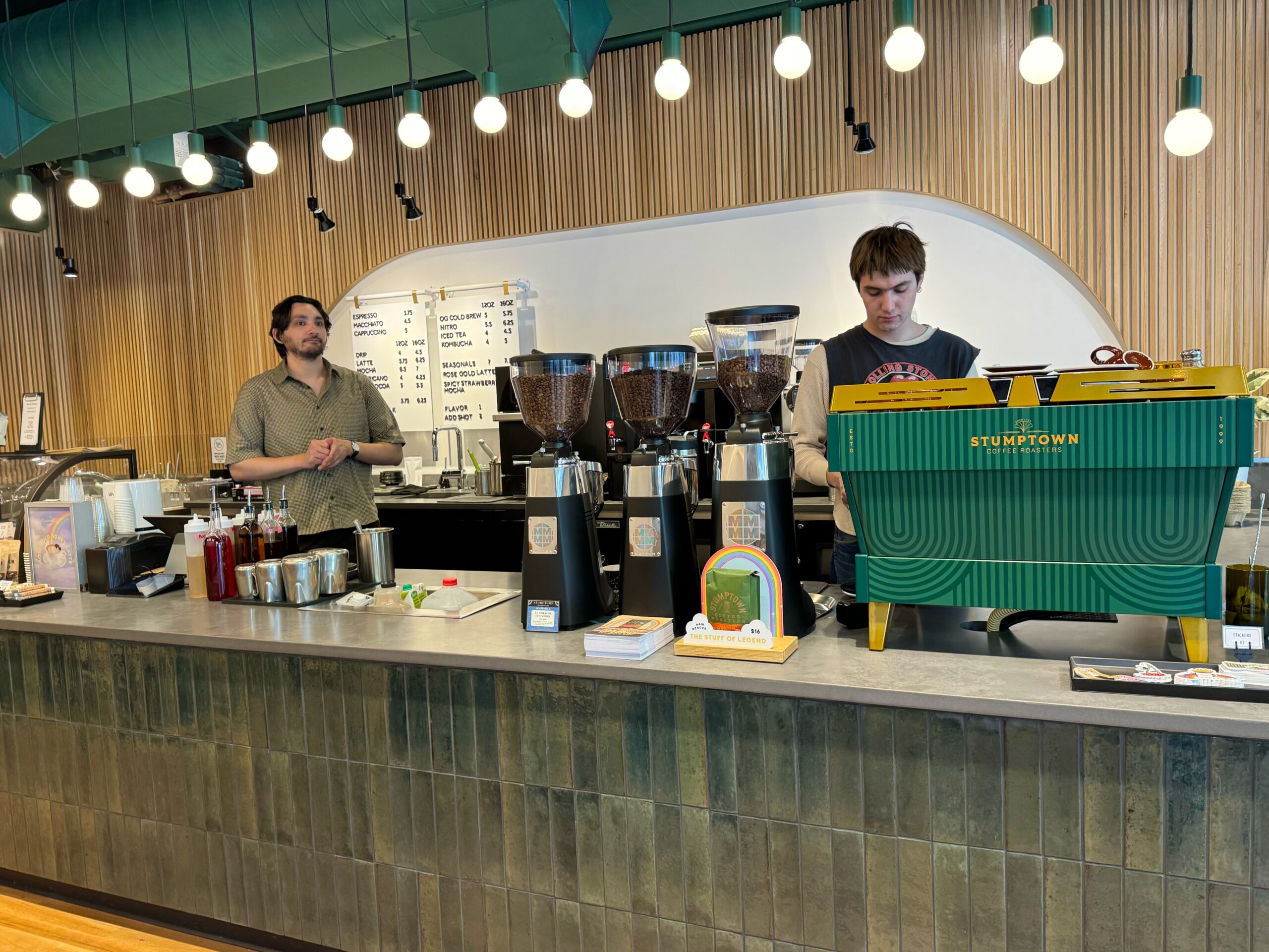 Barista's in een Stumptown filiaal in Portland