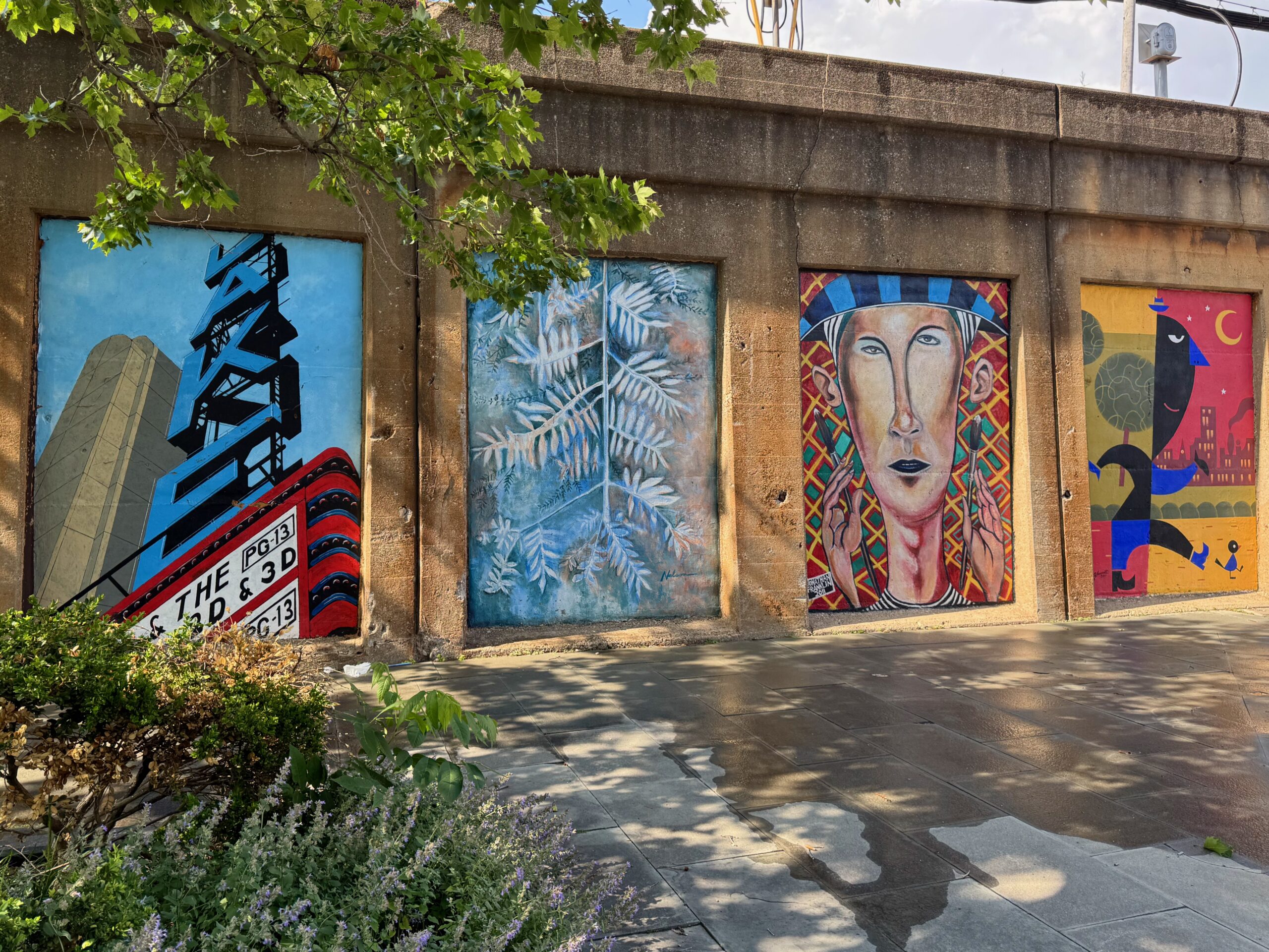 Streetart in Oak Park, Chicago Streetart in Oak Park, Chicago